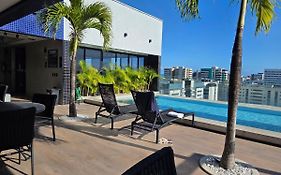 Belissímo Studio com Piscina a 150m da Praia